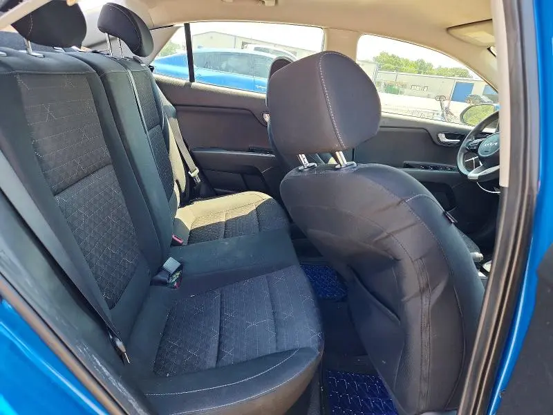 2023 KIA RIO S  