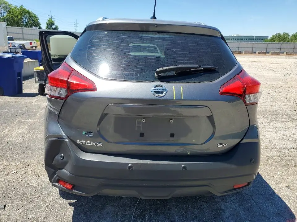 2020 NISSAN KICKS SV  