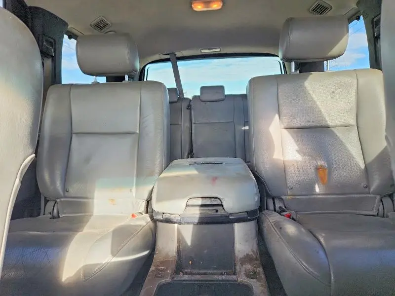 2011 TOYOTA SEQUOIA PLATINUM  
