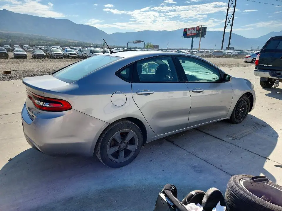 2015 DODGE DART SXT  
