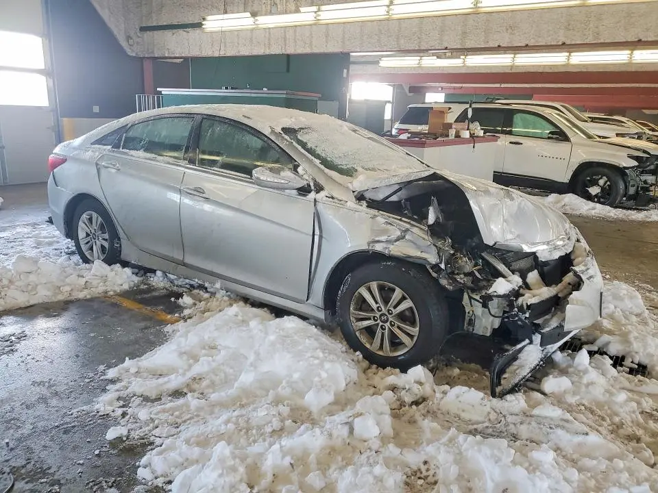 2014 HYUNDAI SONATA GLS  