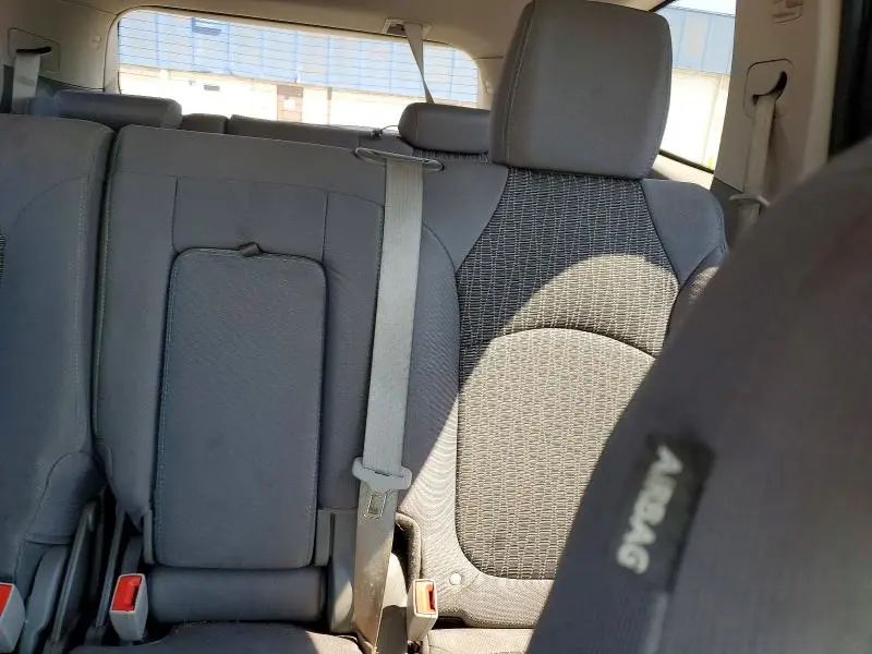 2014 CHEVROLET TRAVERSE LS  
