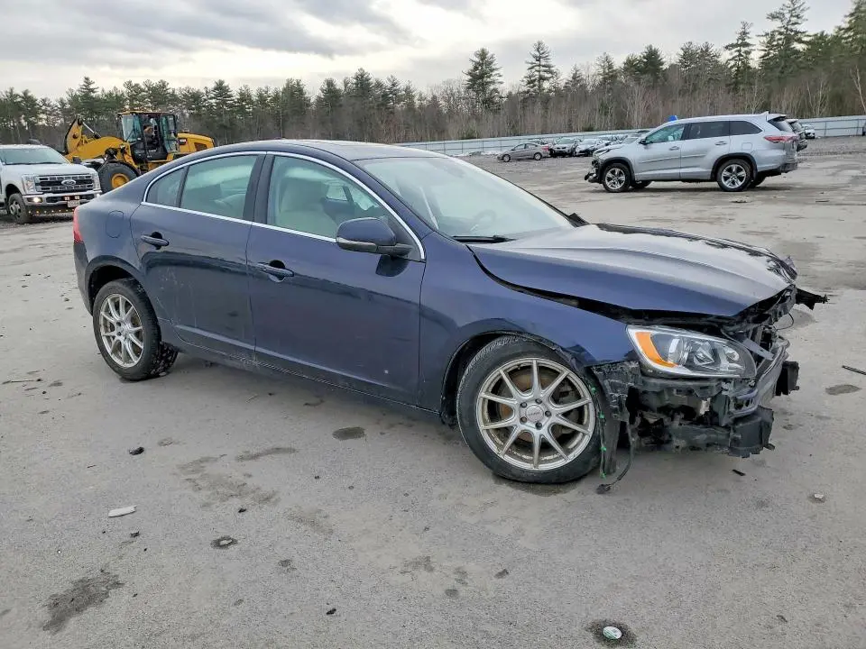 2016 VOLVO S60 PREMIER  