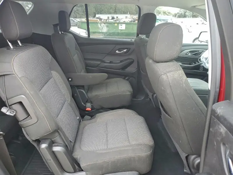 2018 CHEVROLET TRAVERSE LT  