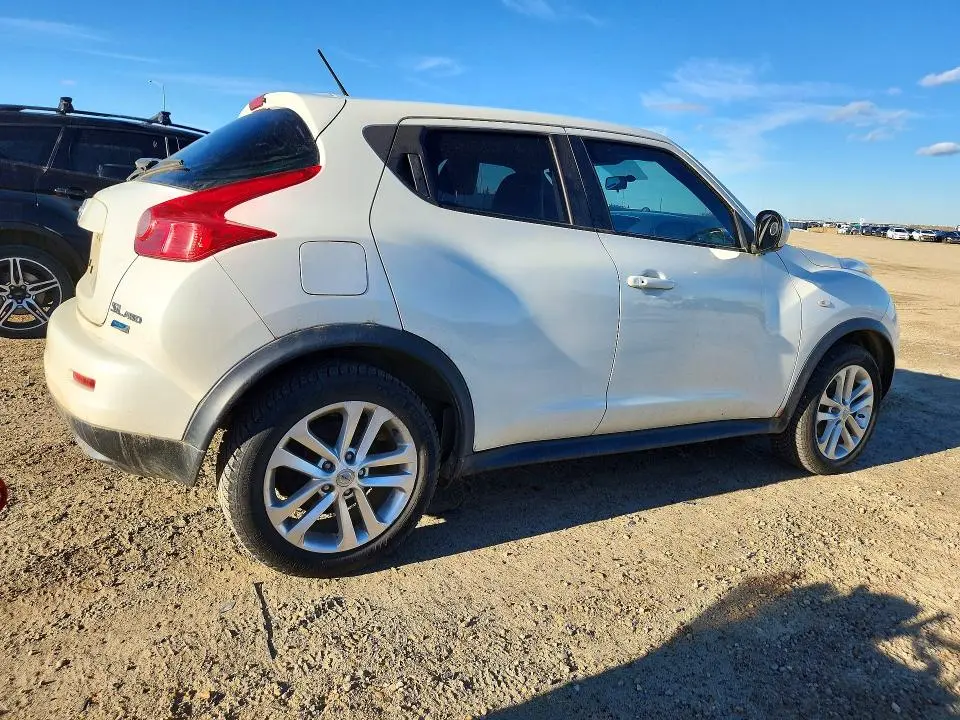 2013 NISSAN JUKE S  