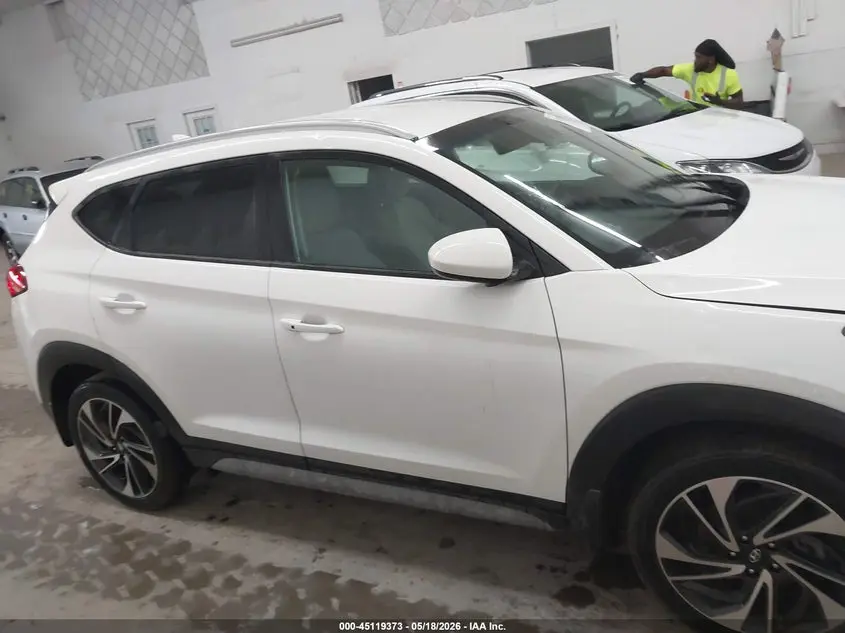 2021 HYUNDAI TUCSON SPORT