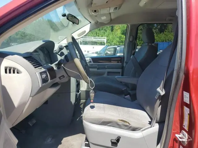 2010 CHRYSLER TOWN & COUNTRY TOURING  