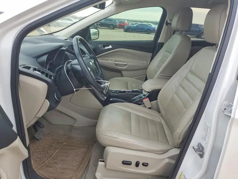 2016 FORD ESCAPE TITANIUM  