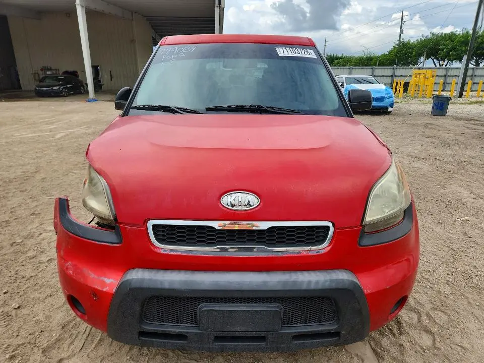 2010 KIA SOUL +  