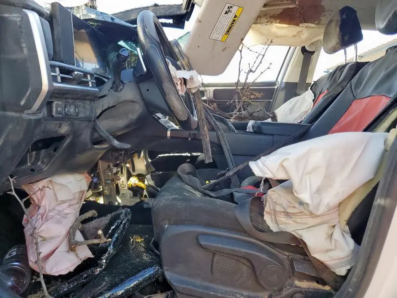 2024 HYUNDAI SANTA FE SE  