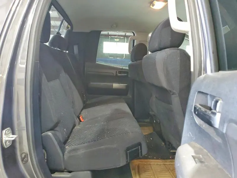 2011 TOYOTA TUNDRA DOUBLE CAB SR5  