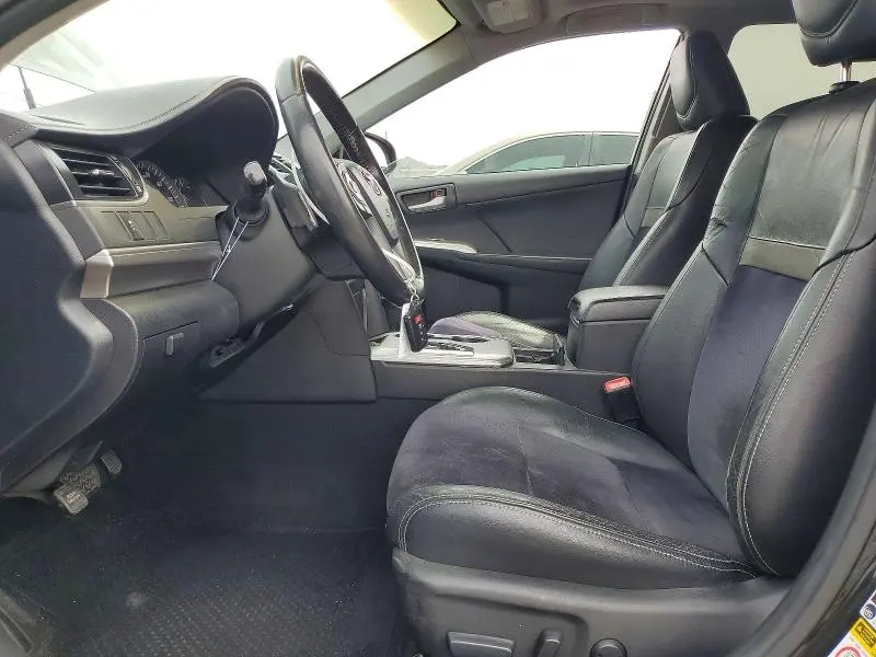 2012 TOYOTA CAMRY SE  