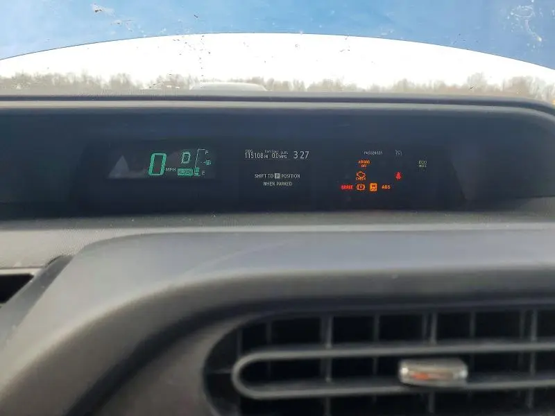 2013 TOYOTA PRIUS C TWO  