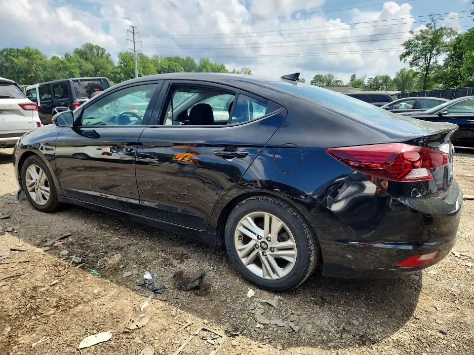2020 HYUNDAI ELANTRA SEL  