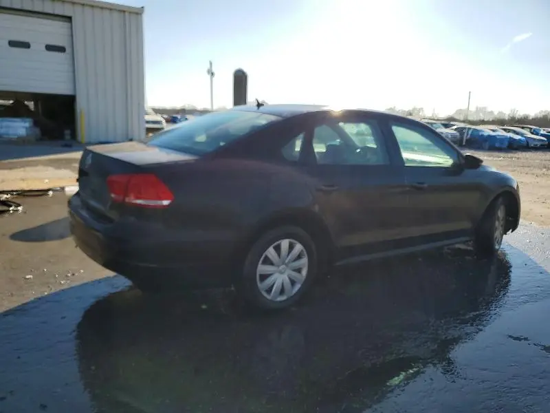 2012 VOLKSWAGEN PASSAT S  