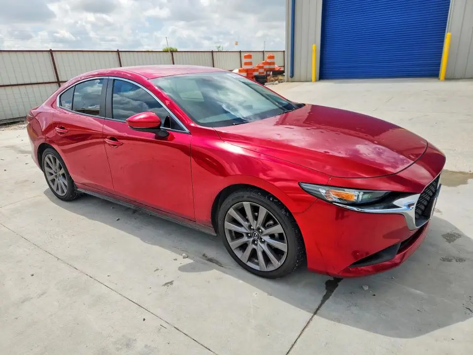 2022 MAZDA 3 SELECT  