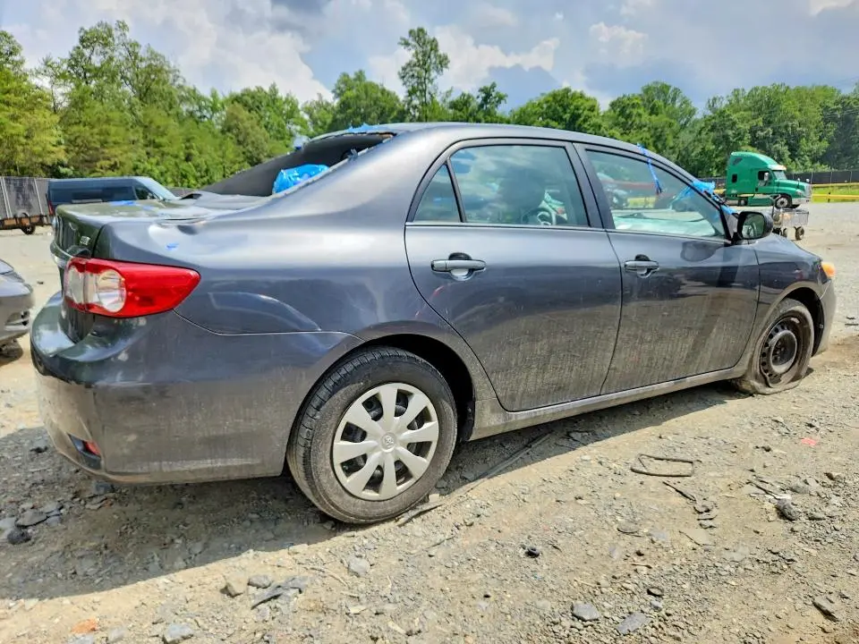 2011 TOYOTA COROLLA LE  