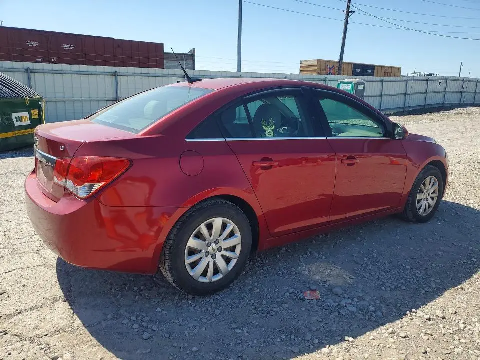 2011 CHEVROLET CRUZE LT  