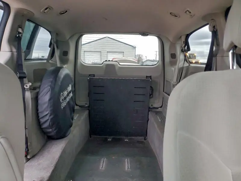 2012 DODGE GRAND CARAVAN SXT  