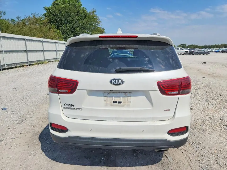 2019 KIA SORENTO LX  