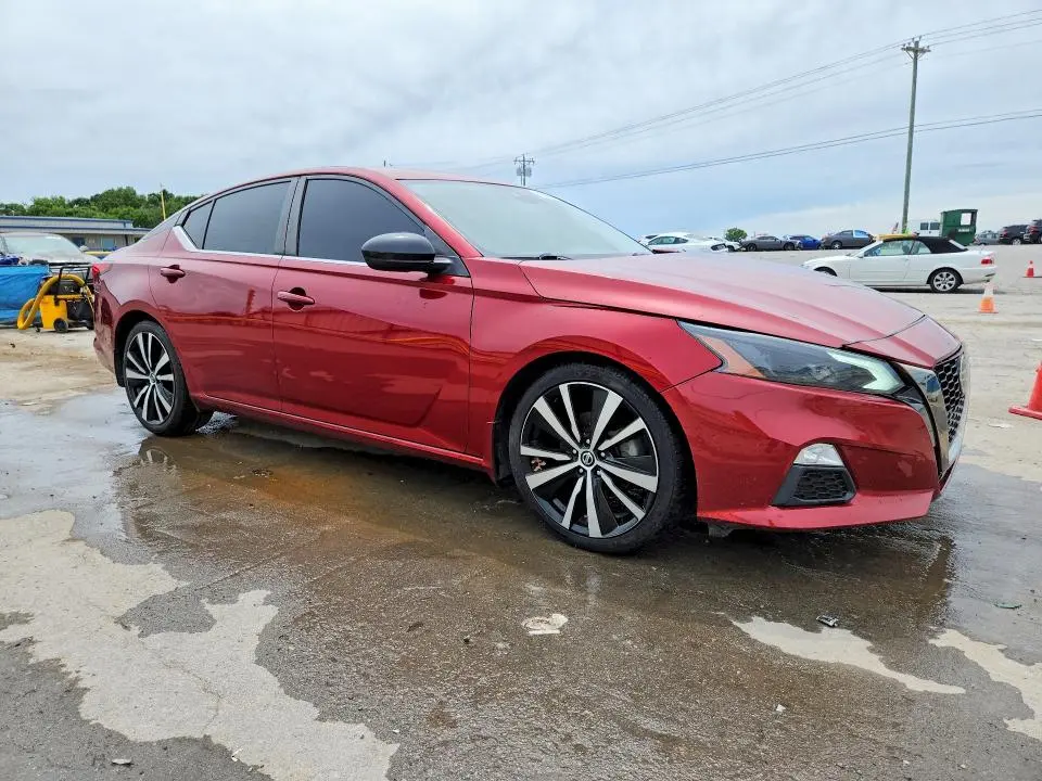2020 NISSAN ALTIMA SR  