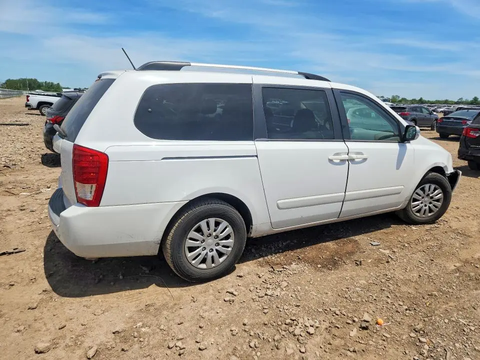 2011 KIA SEDONA LX  