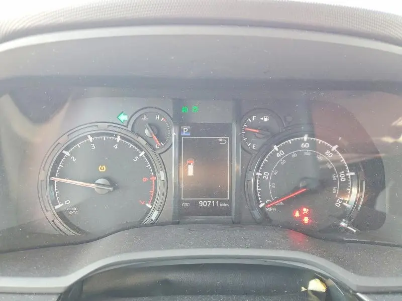 2021 TOYOTA 4RUNNER SR5  