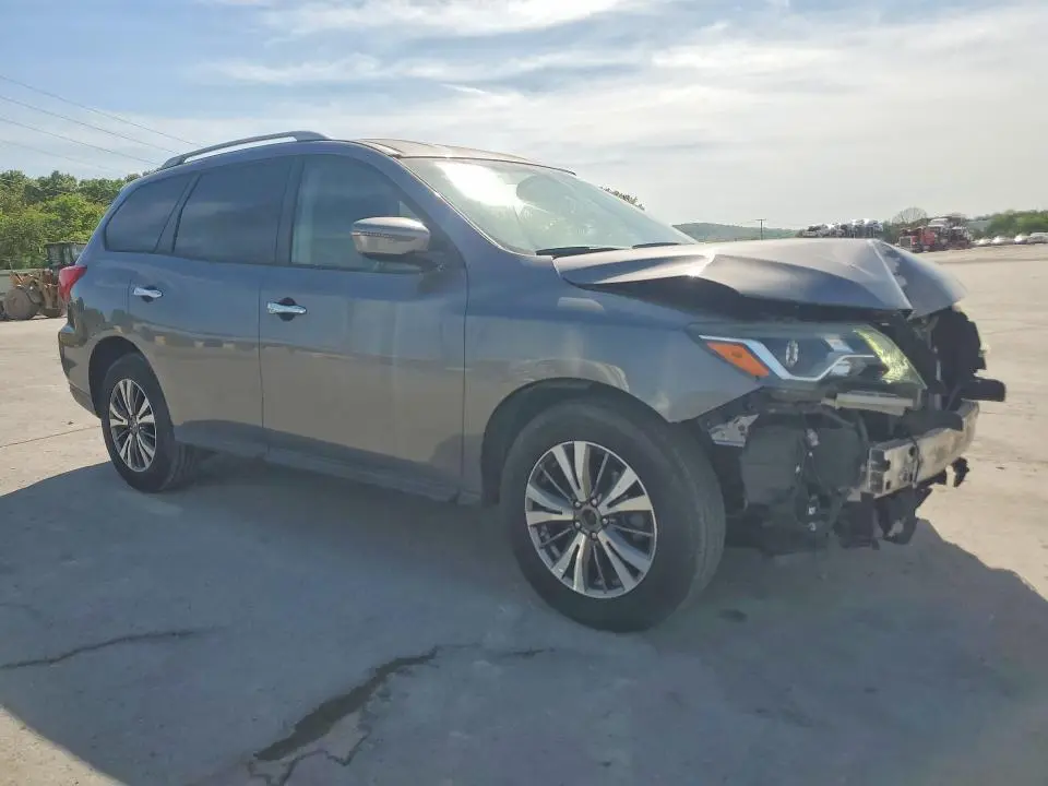 2017 NISSAN PATHFINDER SV  