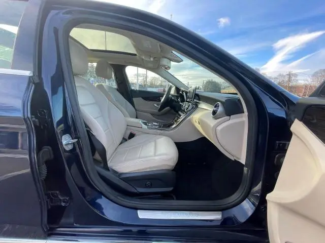 2017 MERCEDES-BENZ C 300  