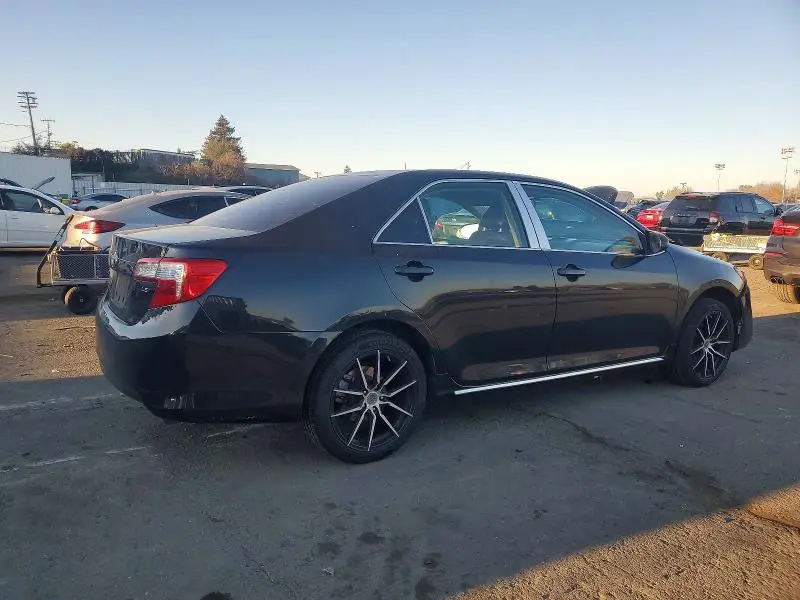 2015 TOYOTA CAMERY   