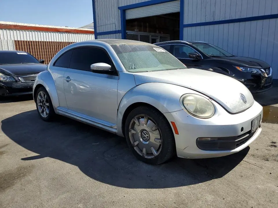 2013 VOLKSWAGEN BEETLE   