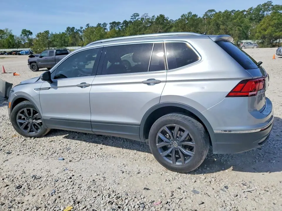 2023 VOLKSWAGEN TIGUAN SE  