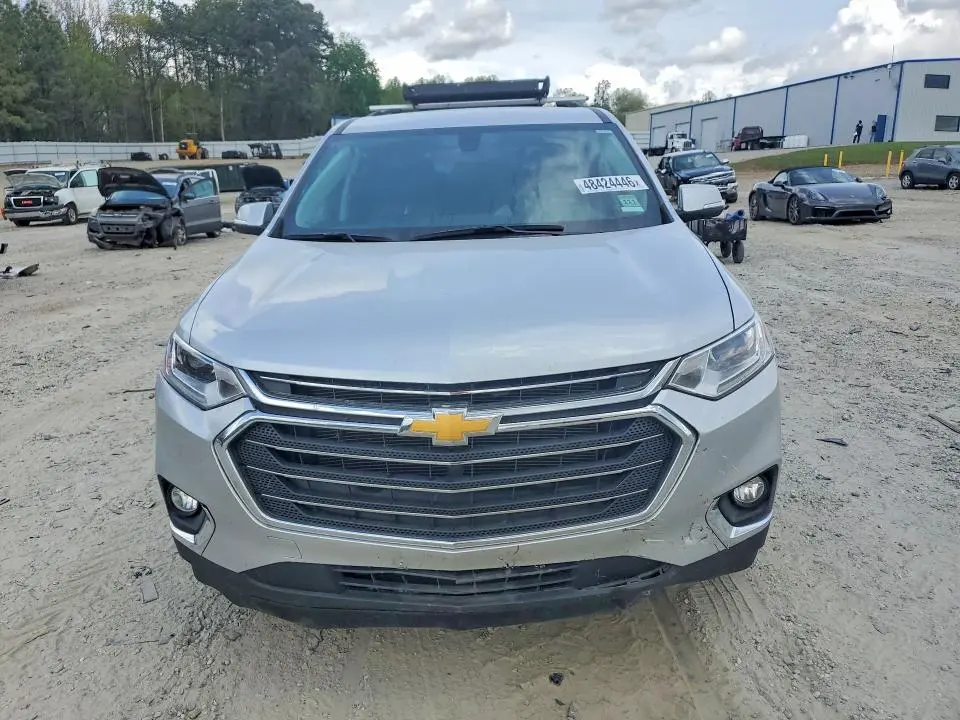 2021 CHEVROLET TRAVERSE LT  