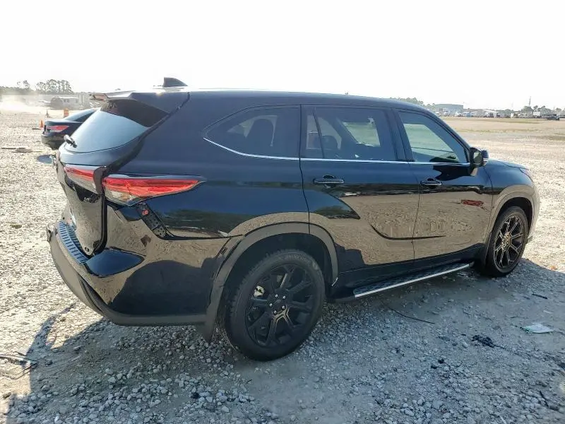 2022 TOYOTA HIGHLANDER L  