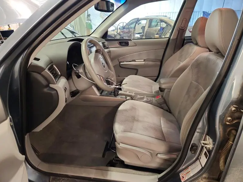 2010 SUBARU FORESTER 2.5X  