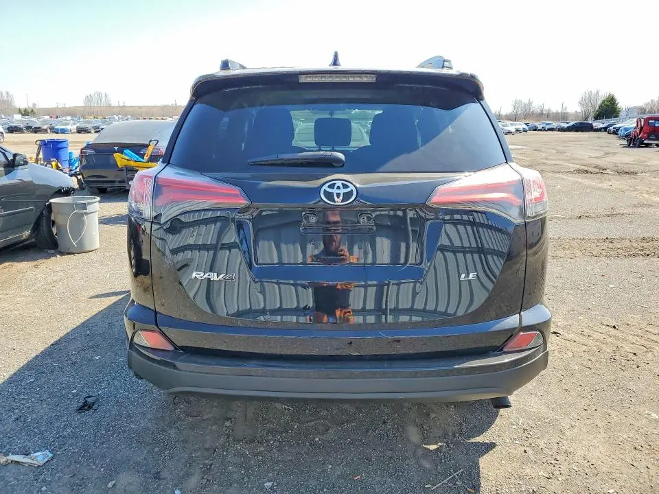 2016 TOYOTA RAV4 LE  
