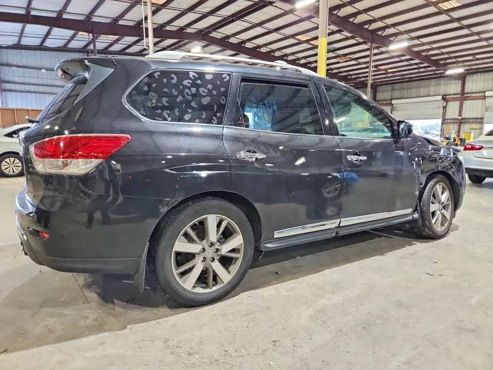 2015 NISSAN PATHFINDER S  