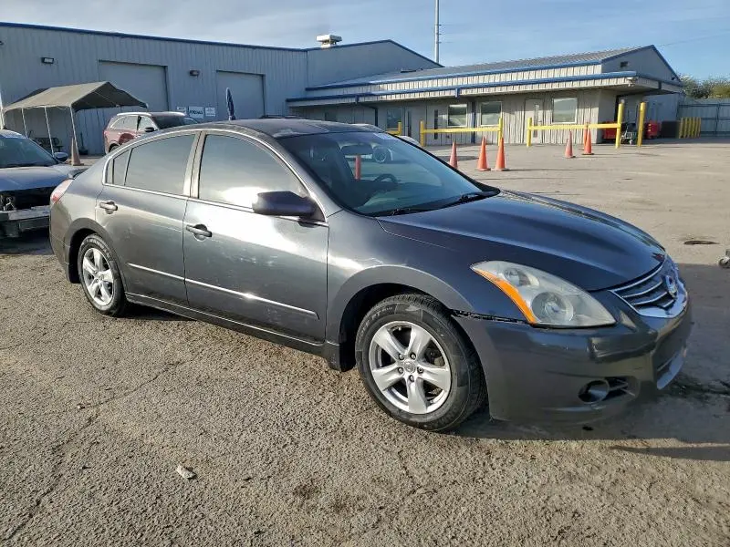 2011 NISSAN ALTIMA BASE  
