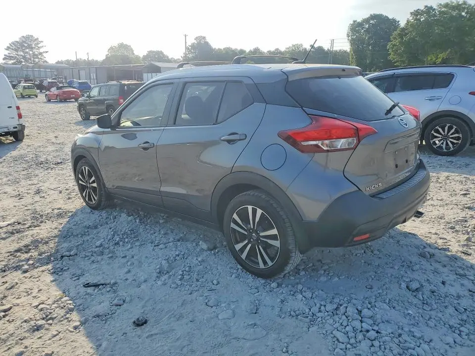 2018 NISSAN KICKS SV  