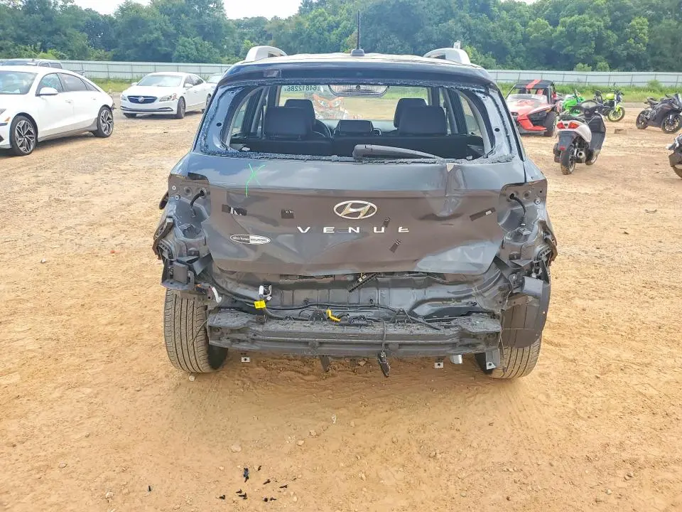 2025 HYUNDAI VENUE LIMITED  