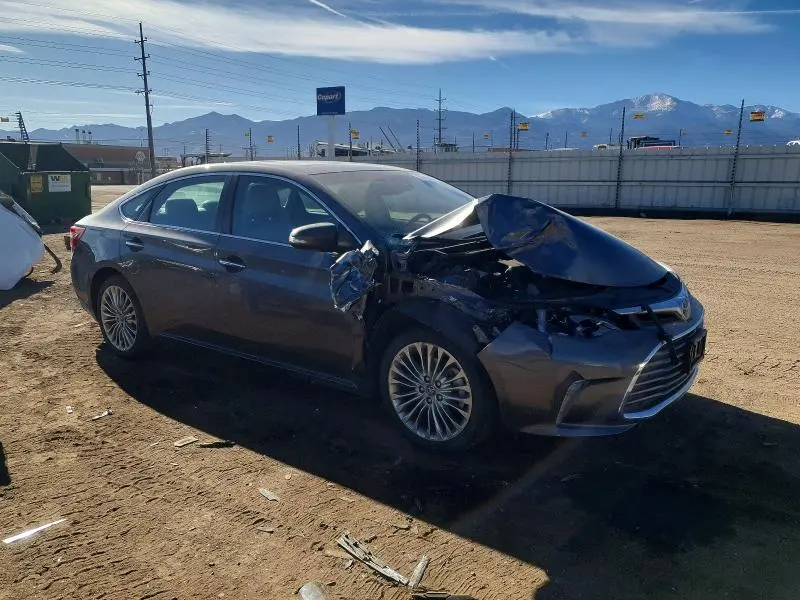 2016 TOYOTA AVALON XLE  