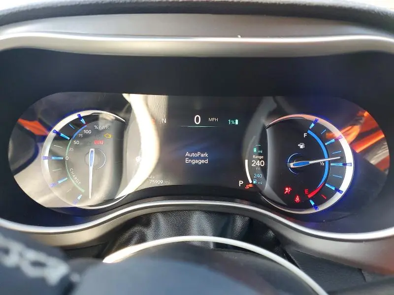 2024 CHRYSLER PACIFICA HYBRID SELECT  