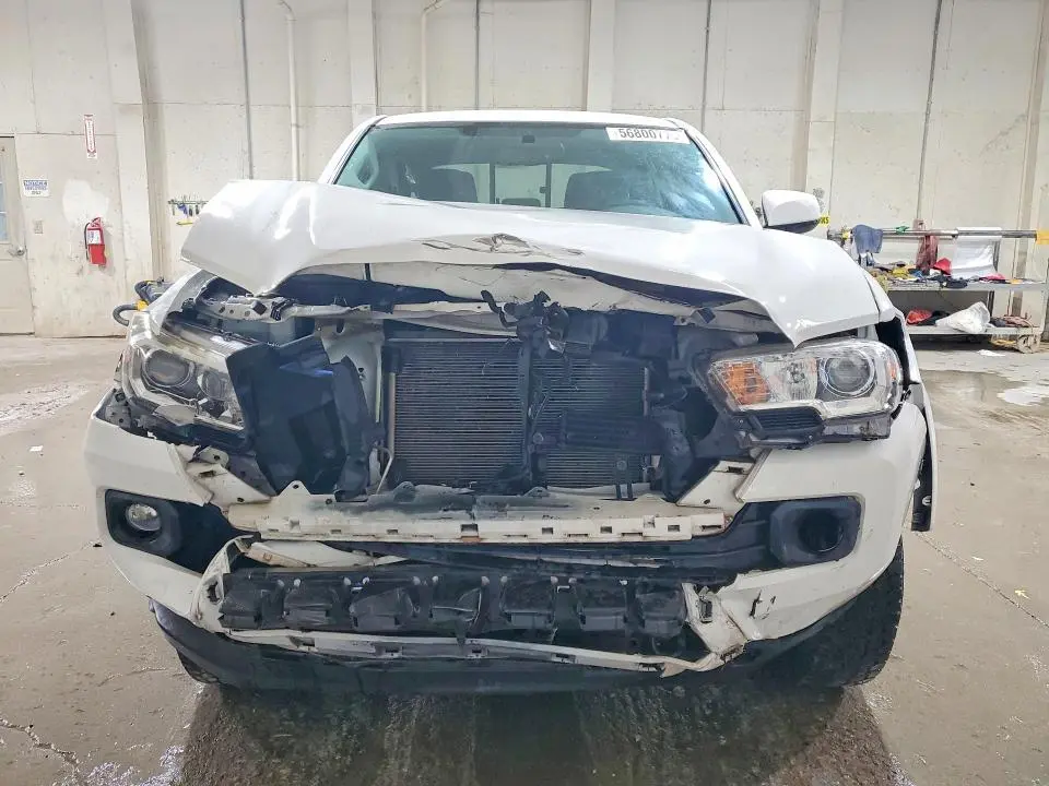 2017 TOYOTA TACOMA SR5 V6  