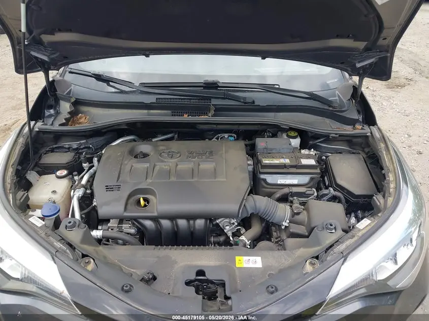 2021 TOYOTA C-HR XLE