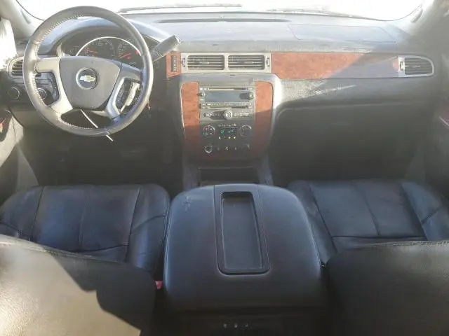 2011 CHEVROLET TAHOE K1500 LT  