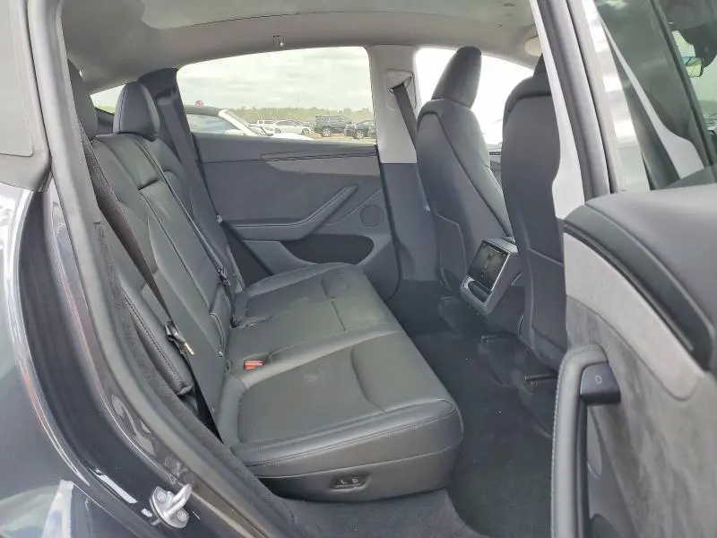 2026 TESLA MODEL Y   