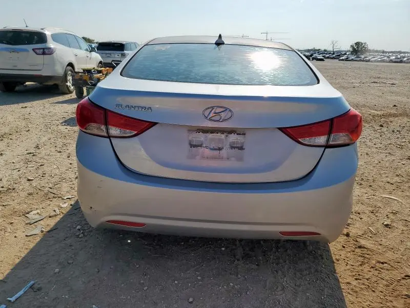 2012 HYUNDAI ELANTRA GLS  