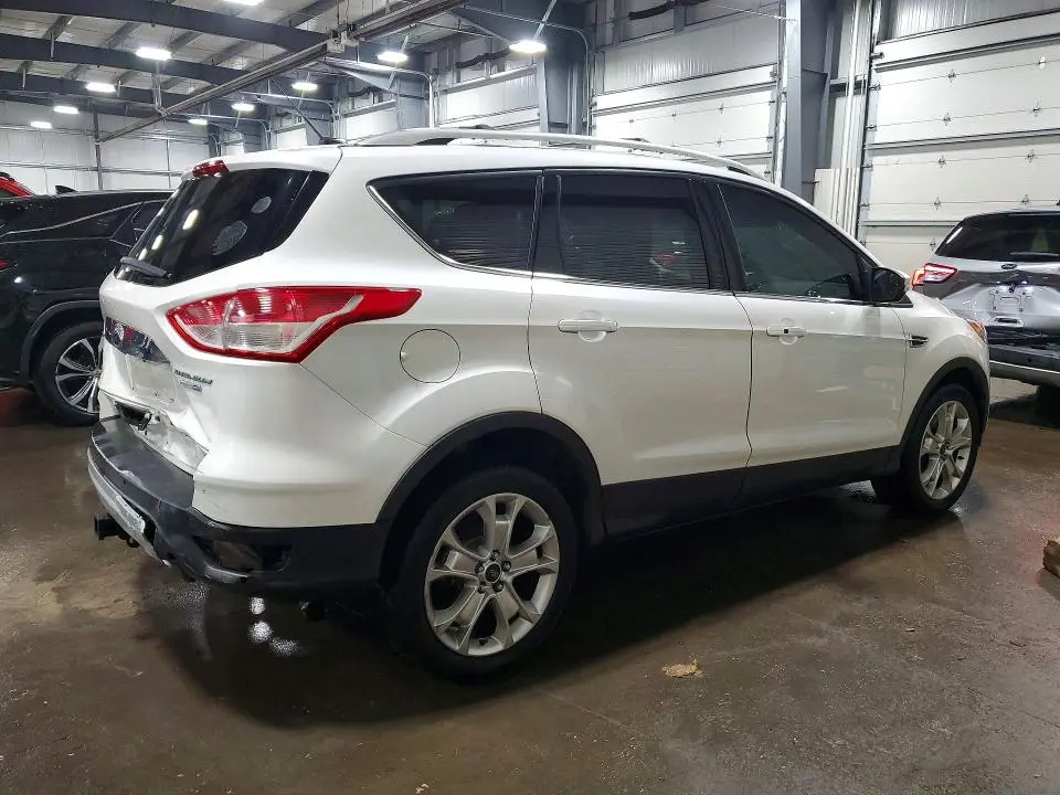 2016 FORD ESCAPE TITANIUM  