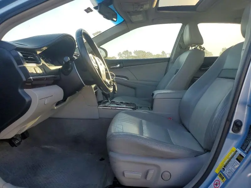 2012 TOYOTA CAMRY XLE V6  