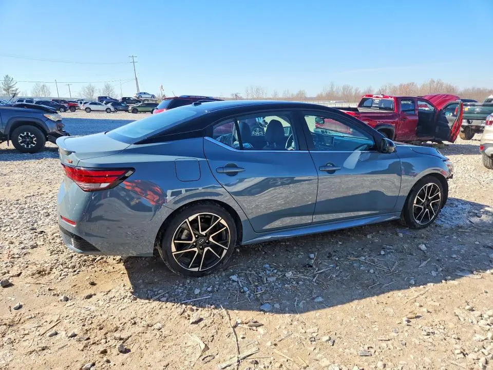 2024 NISSAN SENTRA SR  